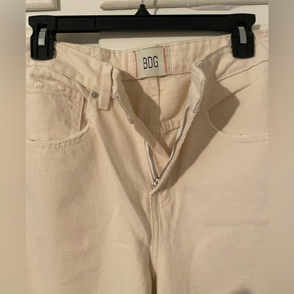 BDG Light Cream Wide Leg Jeans - Picture 5 of 9
